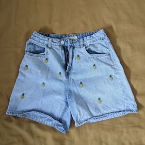 Streetwear Society Pineapple Print Shorts